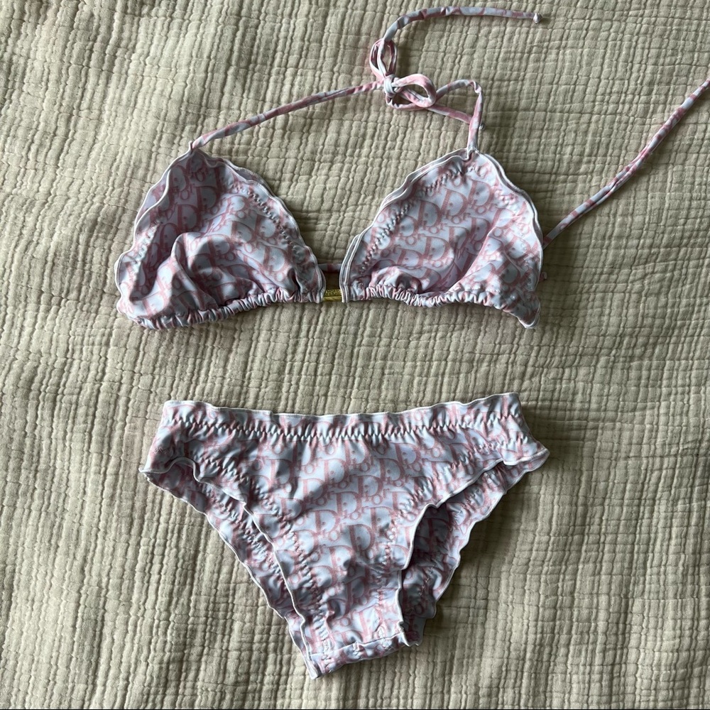 Logo Bikini